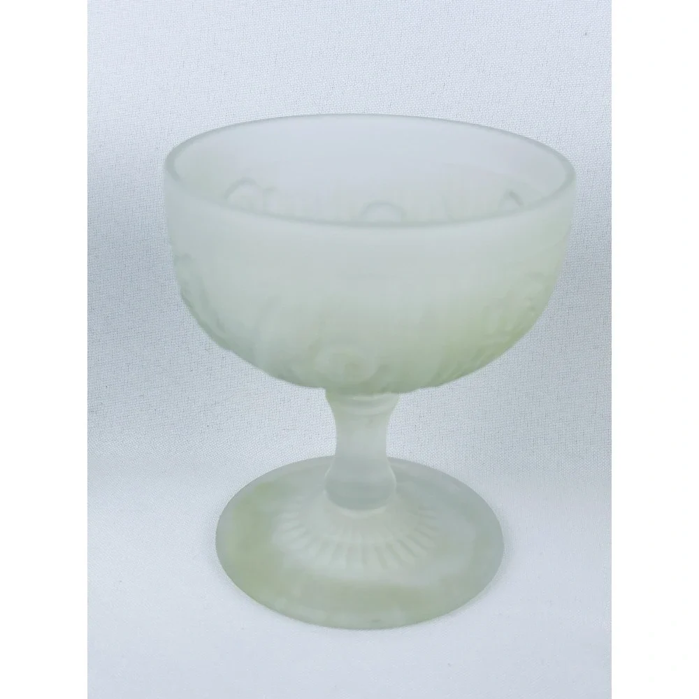 VTG Set 8 Jeanette Glass Frosted Iris & Herringbone Goblets Champagne Sherbet